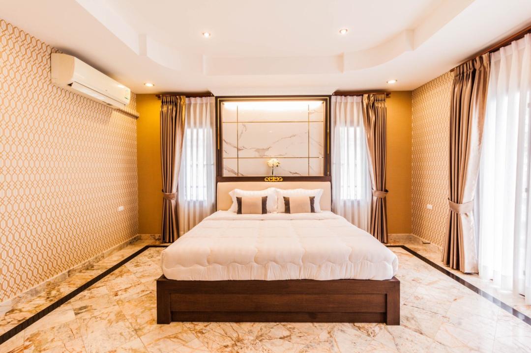 Villa Bedroom 2