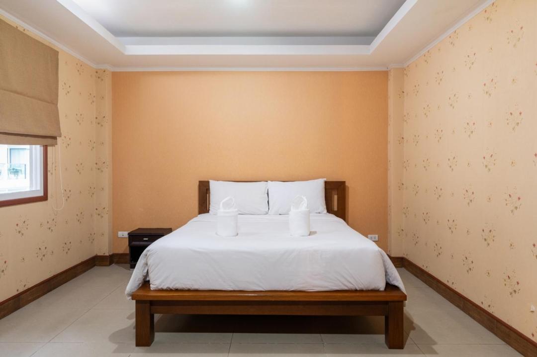 Villa Bedroom 1