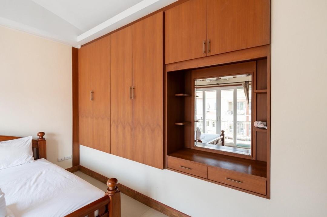 Villa Bedroom 2