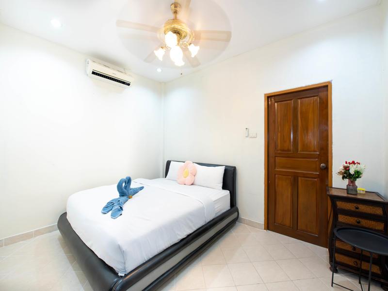 Villa Bedroom 3