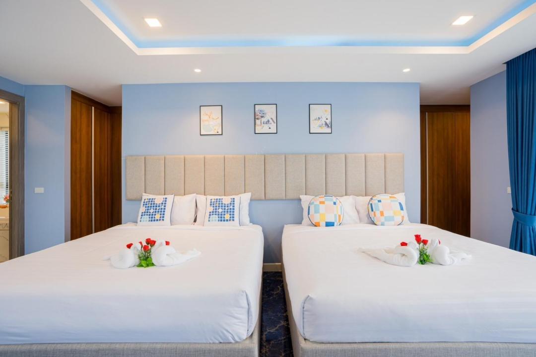 Villa Bedroom 8