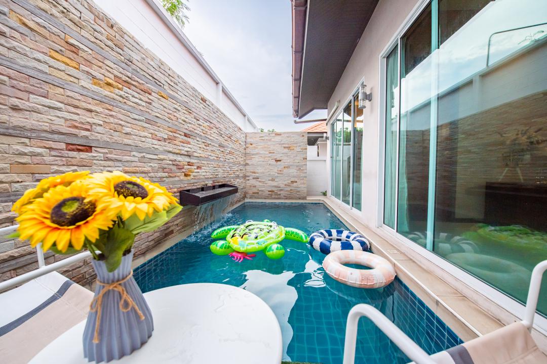 ภิรมย์ 2 - Bedroom View