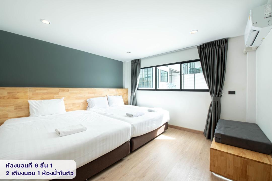 Villa Bedroom 8
