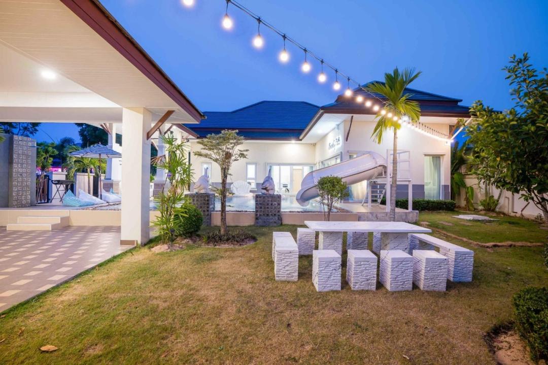 Beverly Hills - Cover Photo