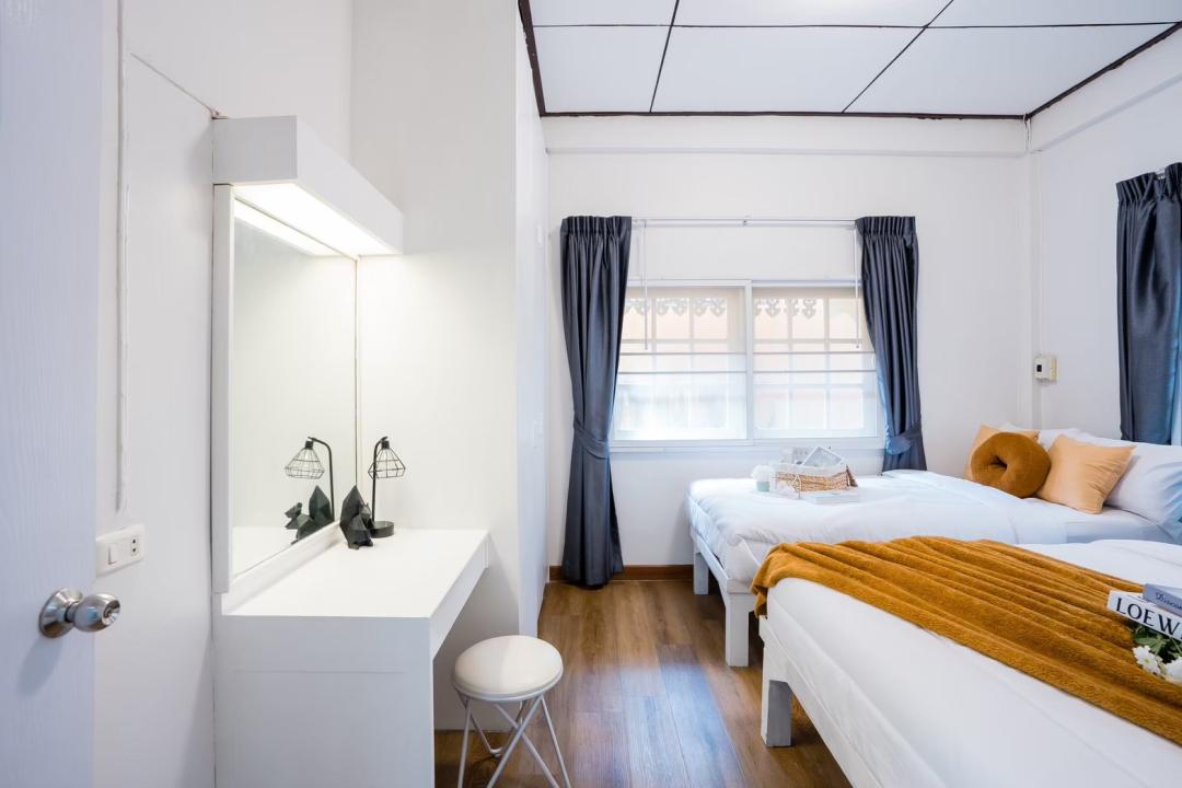 Villa Bedroom 2