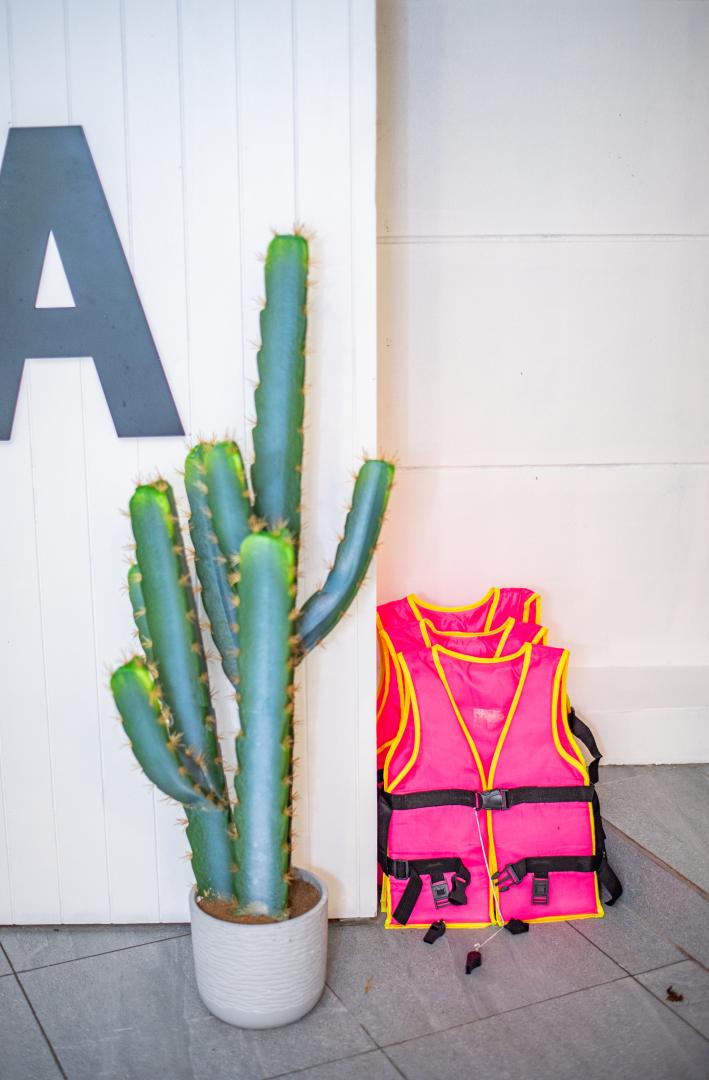 Bonheur - Cover Photo