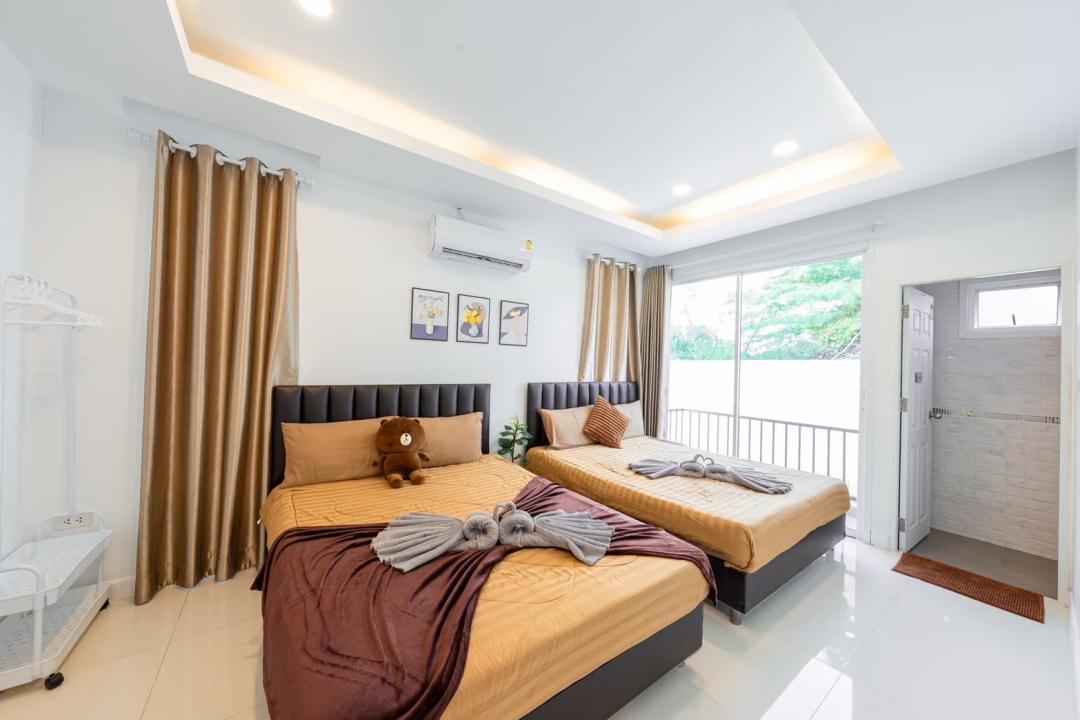 Villa Bedroom 3