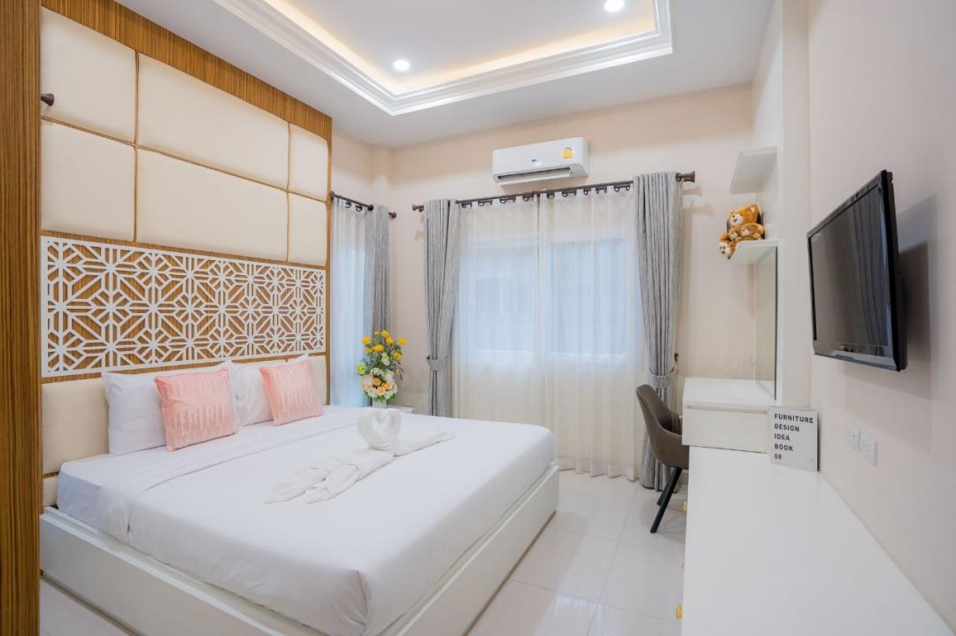 Villa Bedroom 1