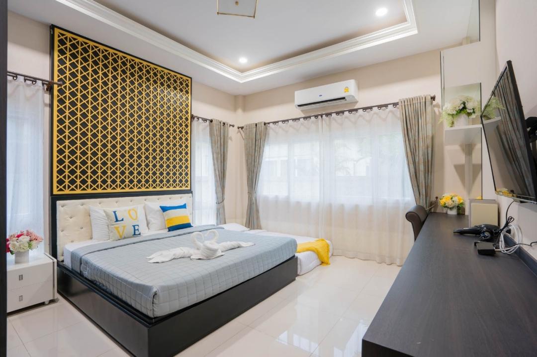 Villa Bedroom 2