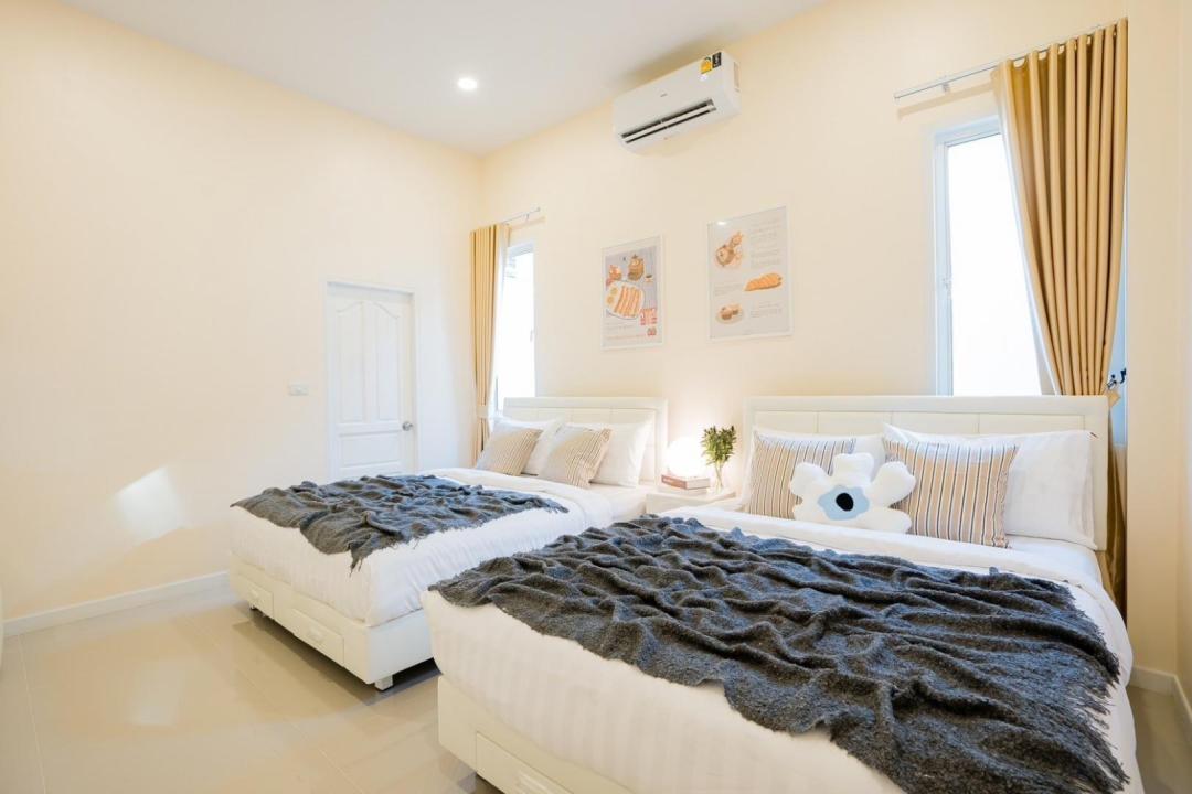 Villa Bedroom 1