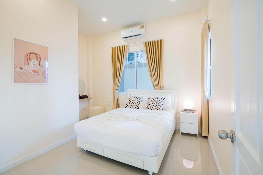 Villa Bedroom 3