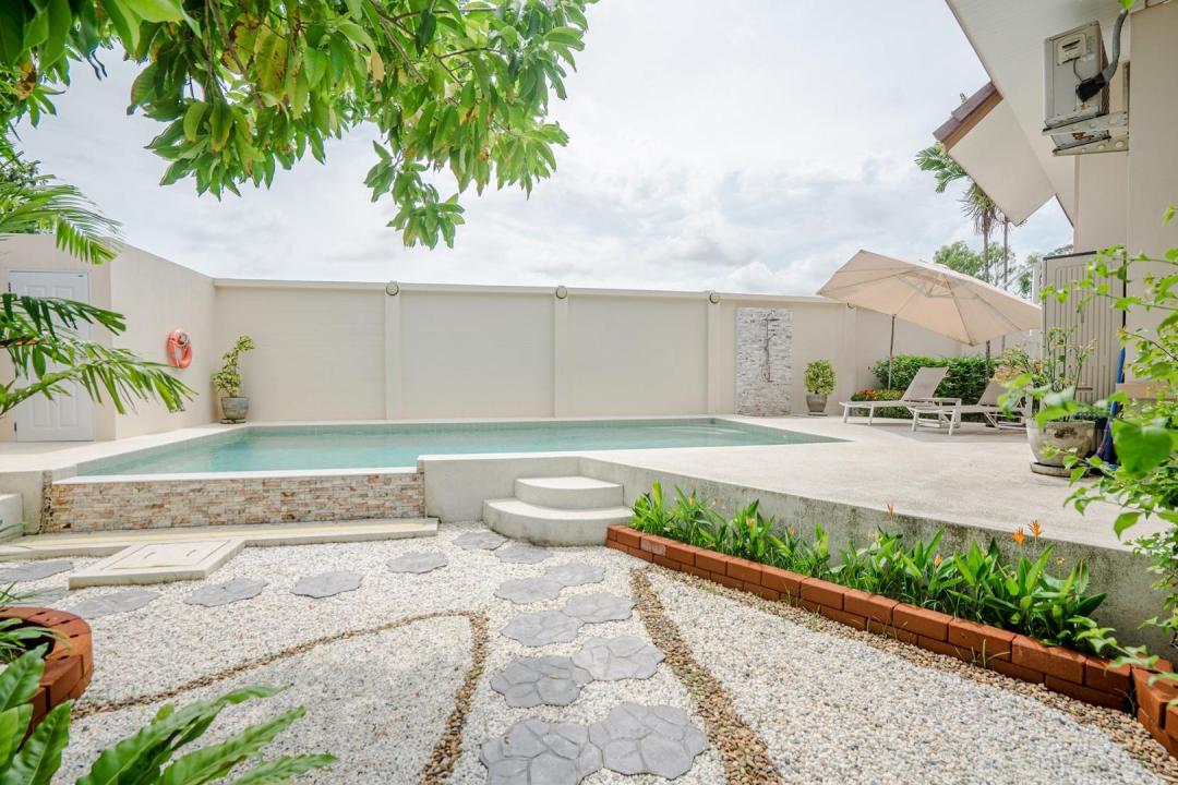 By The Beach - Pool Area View