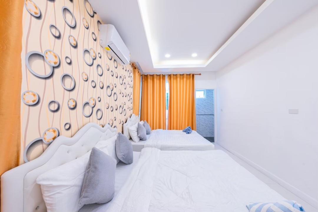 Villa Bedroom 8