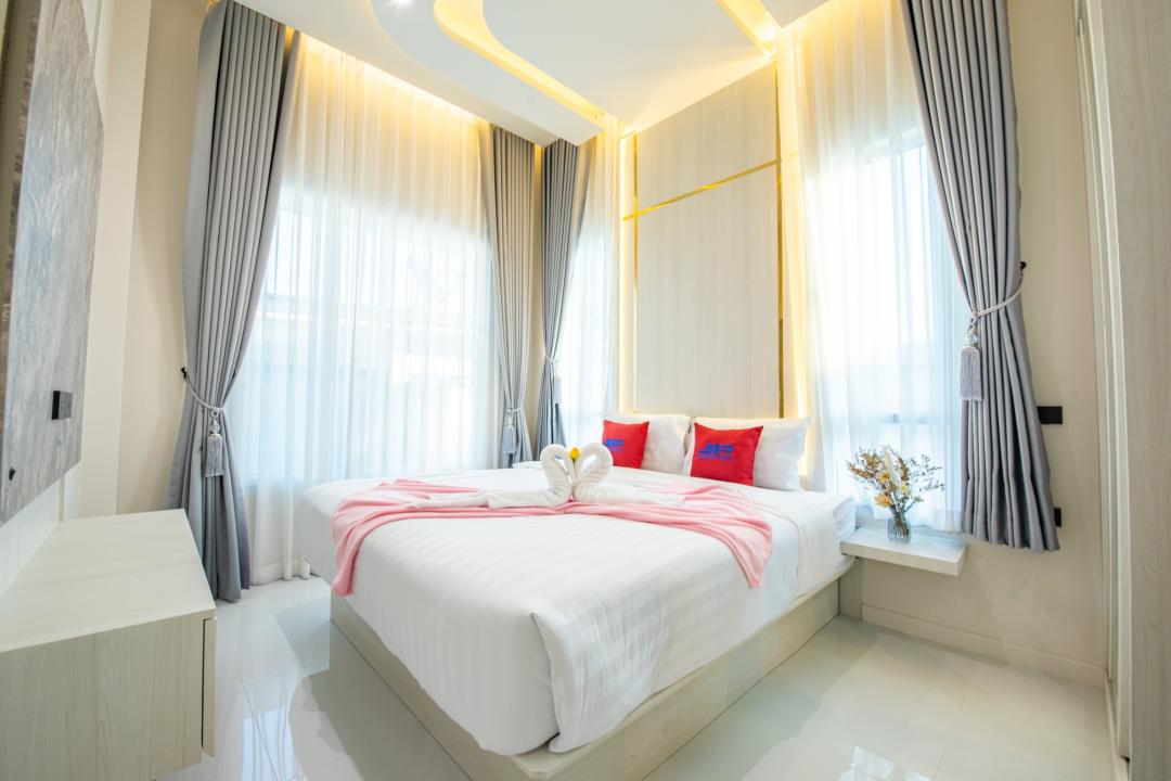 Villa Bedroom 7