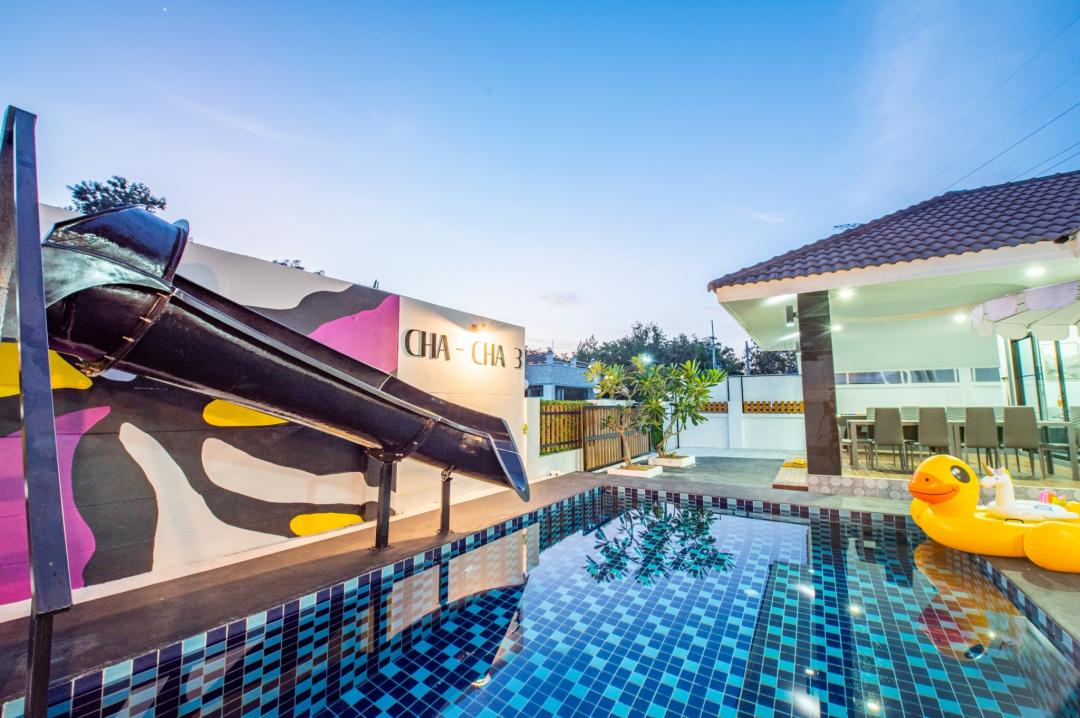 Cha Cha 3 - Pool Area View