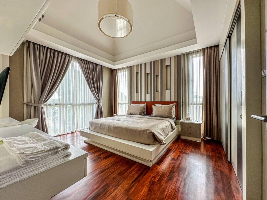 Villa Bedroom 2