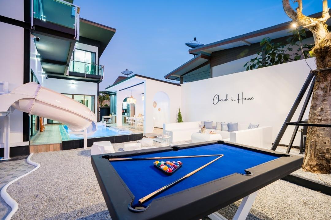 Cherish' House - Living Area