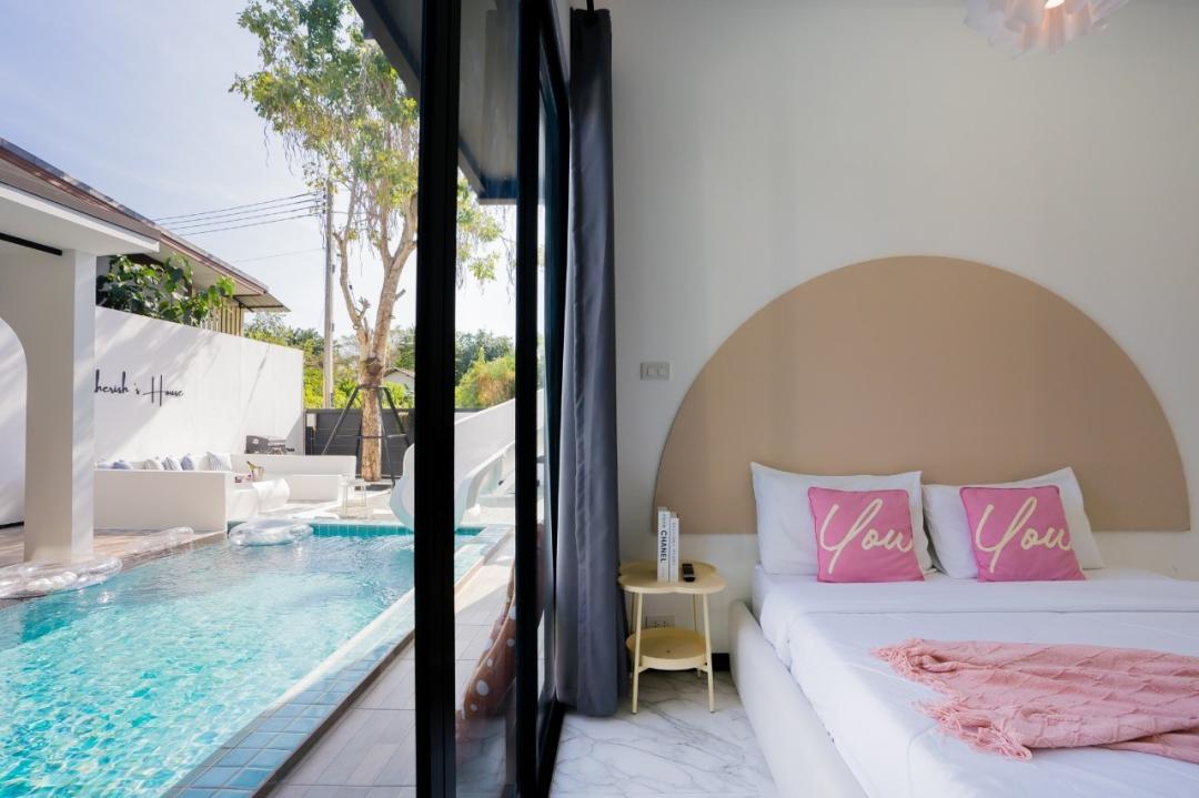 Villa Bedroom 6