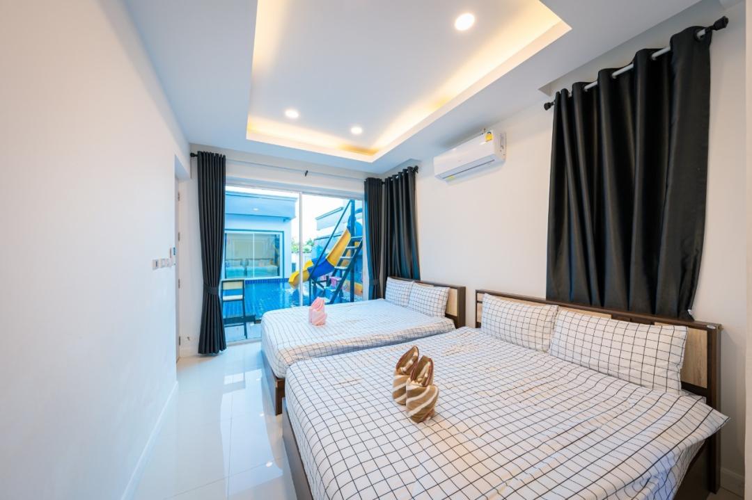 Villa Bedroom 1