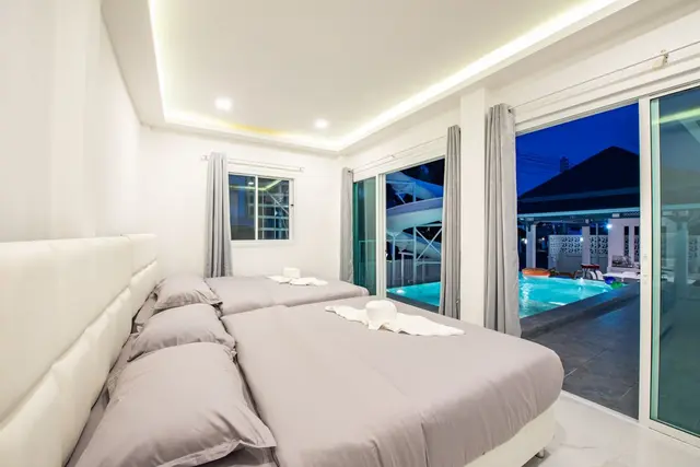 Ying Pool Villa - Bedroom View