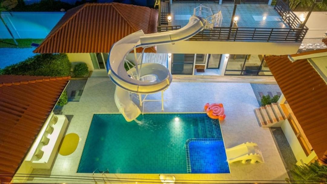 Alisa Garden & Pool - Bedroom View