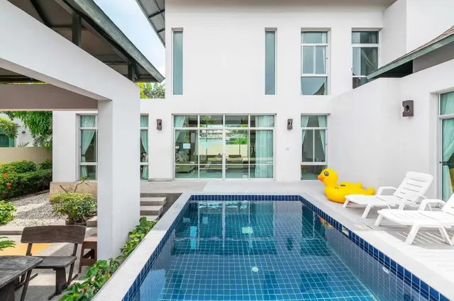 บ้าน glass 3 BR Nagawari