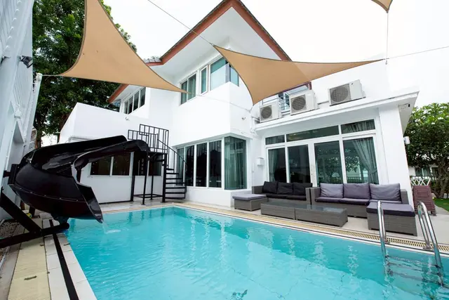 Sea Breeze Grand - Main Cover Photo in Pattaya